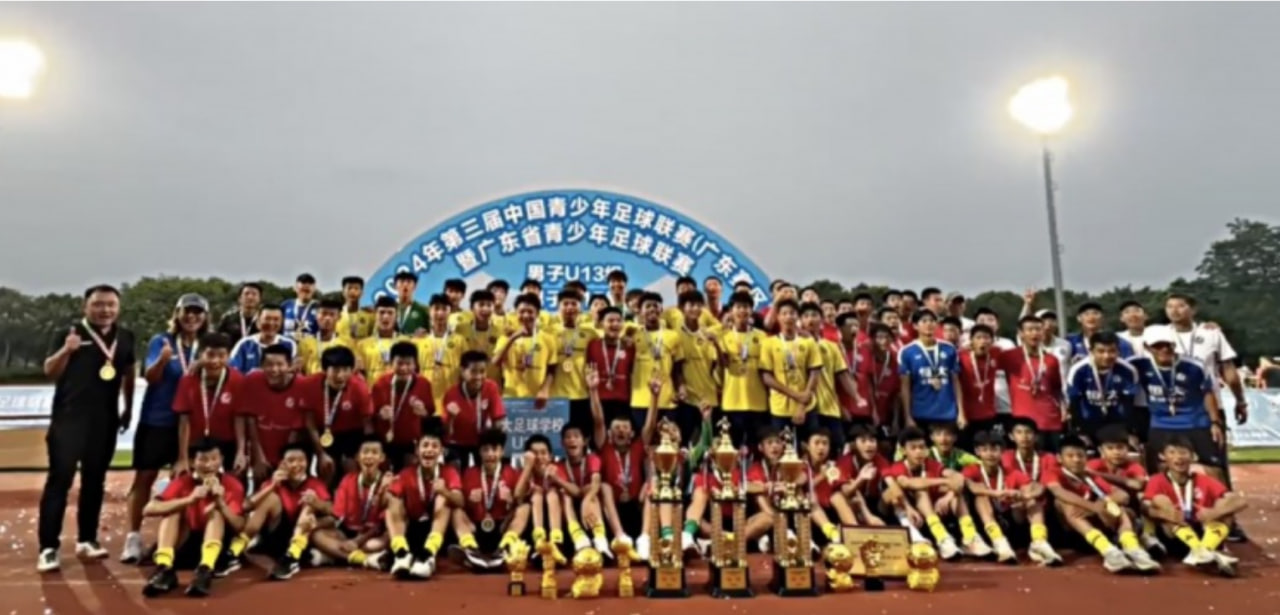 恒大足校U13、U15展现无敌风采，勇夺广东青少年足球联赛双冠